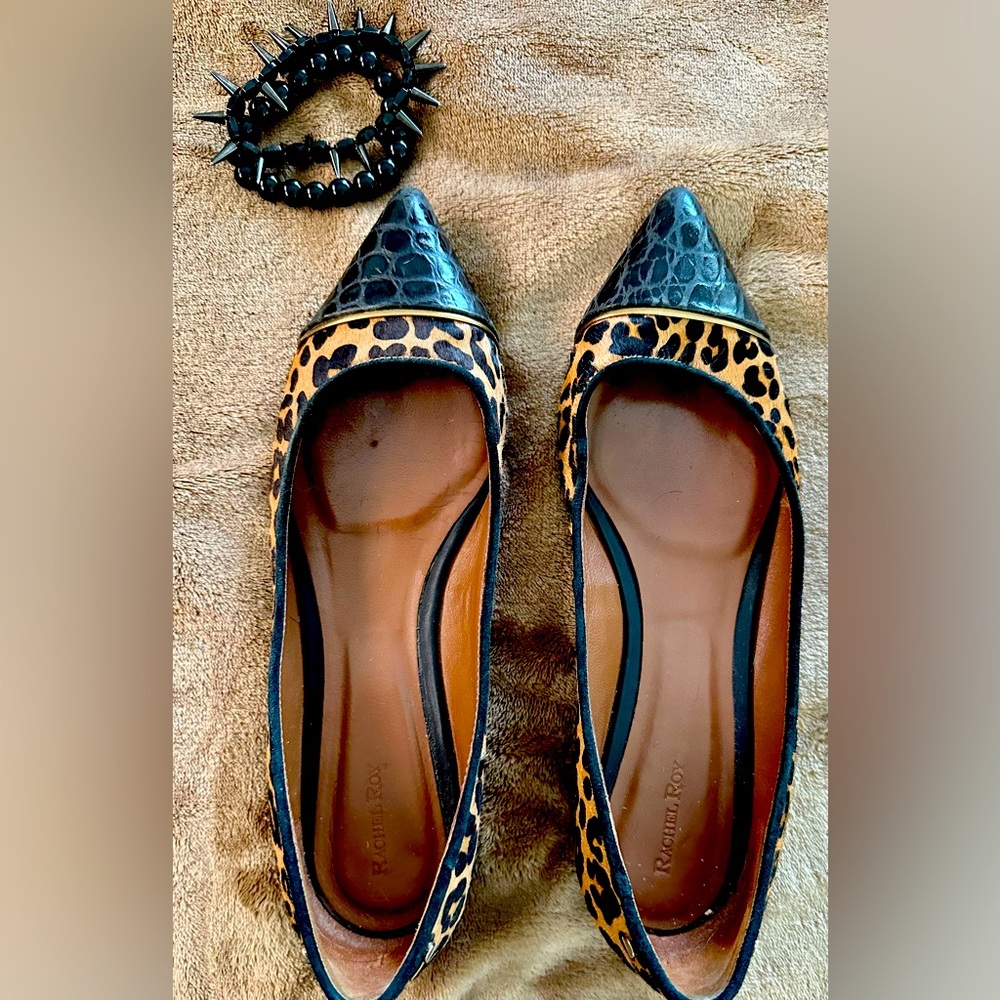 Rachel Roy Vero Cuoio Leopard Black/Camel calf hair/leather flats Size 8 GUC